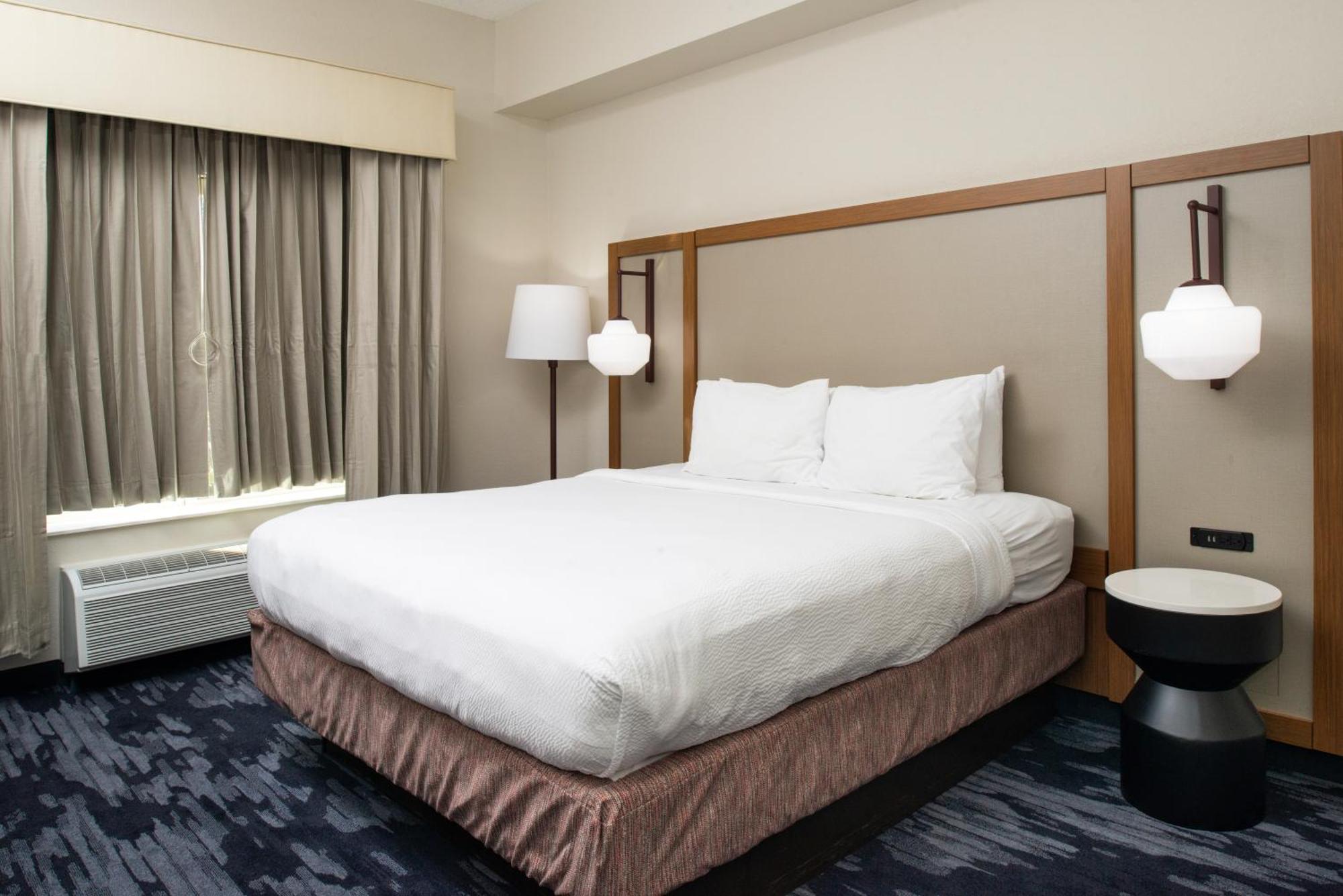Fairfield Inn & Suites Greensboro Wendover Екстериор снимка