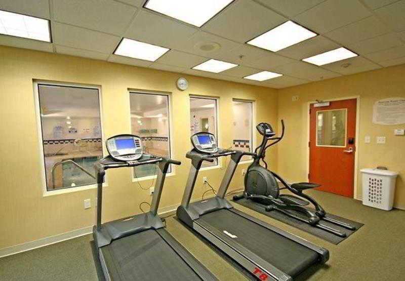 Fairfield Inn & Suites Greensboro Wendover Съоръжения снимка